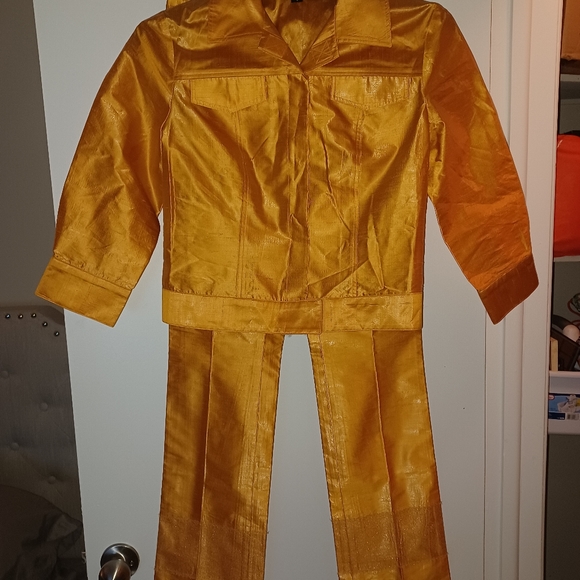 Nicole Miller Collection - Picture 7 of 13